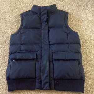 Gap navy puffer vest